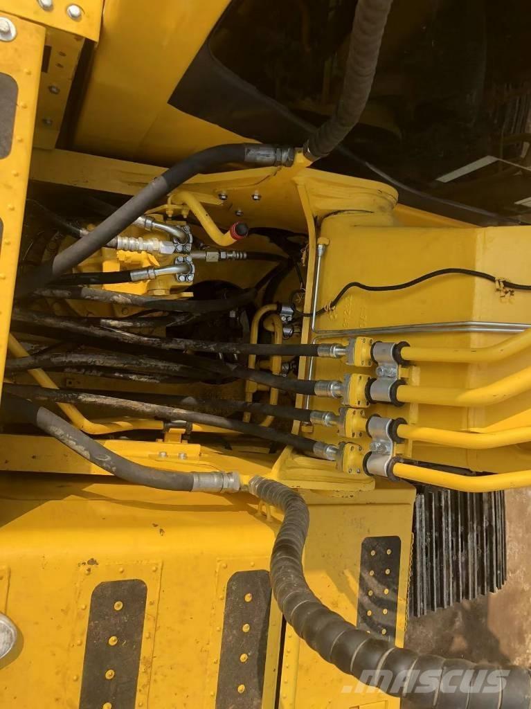 Komatsu PC200-8 Excavadoras sobre orugas