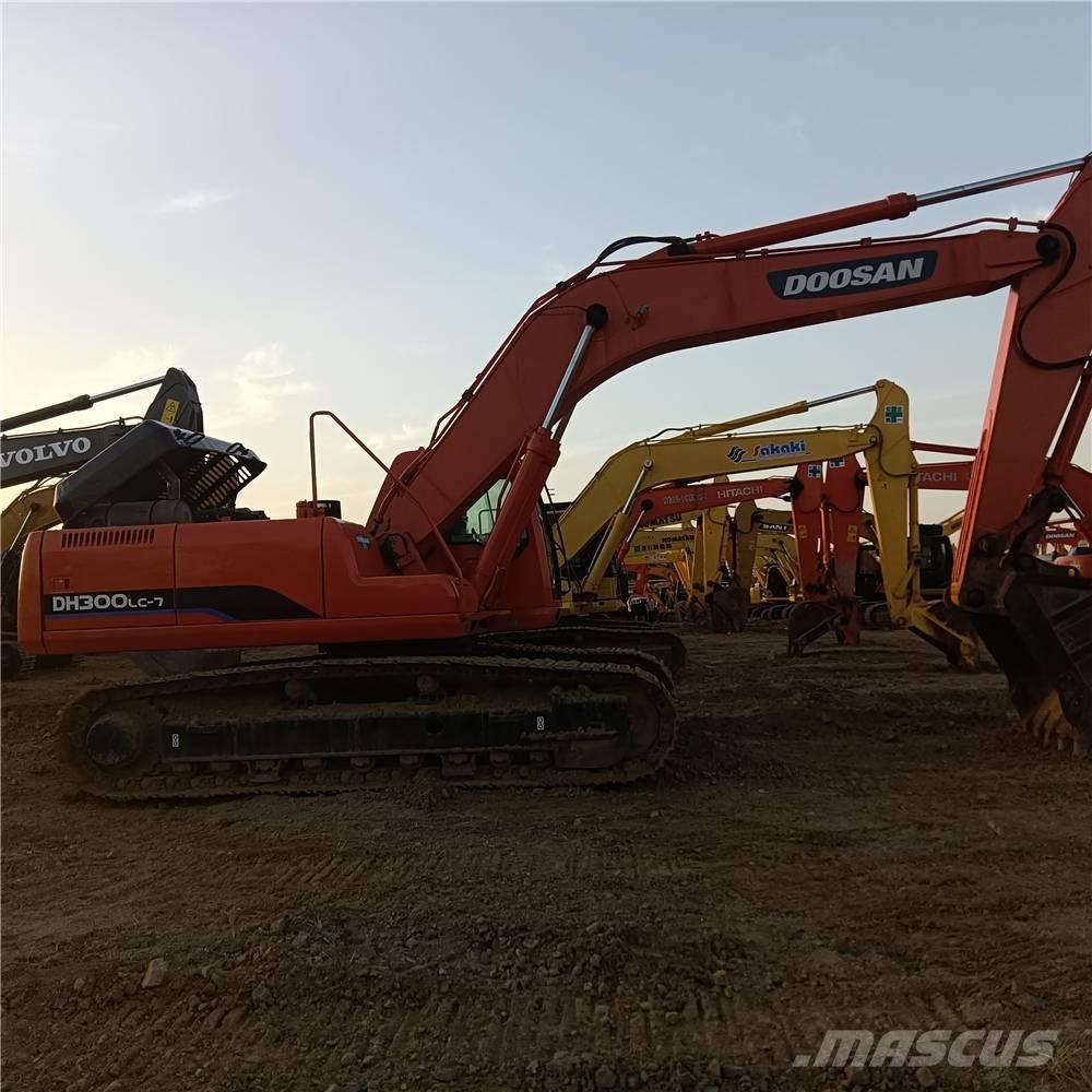 Doosan DH300LC-7 Excavadoras sobre orugas