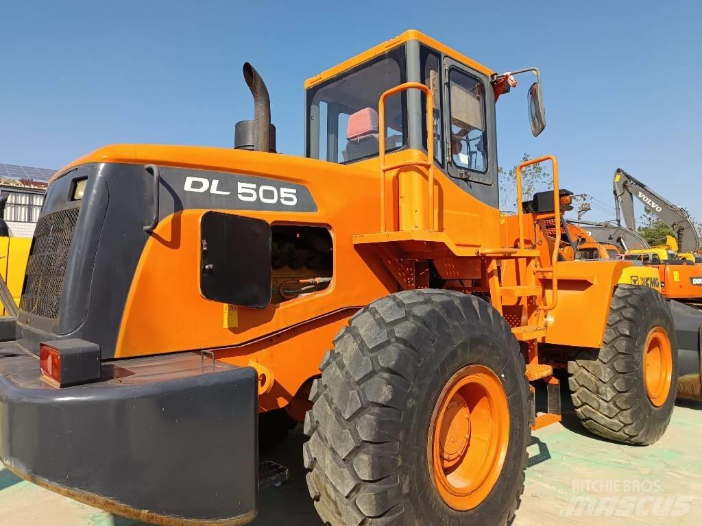 Doosan DL505 Cargadoras sobre ruedas