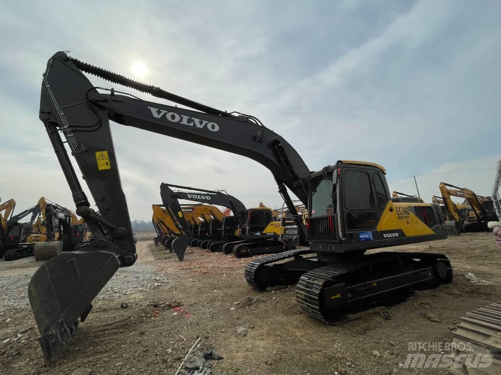 Volvo EC240D Excavadoras sobre orugas