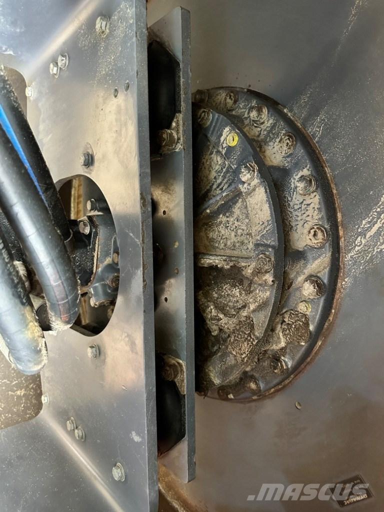 Dynapac CA 2500 D Rodillos de un solo tambor