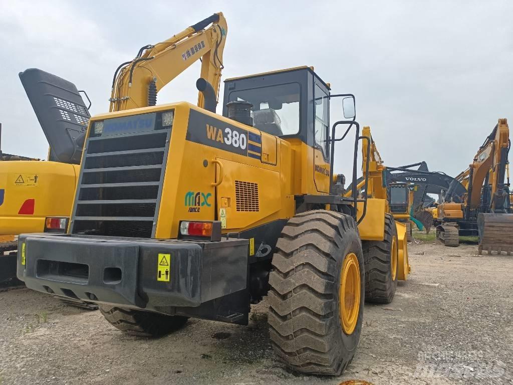 Komatsu WA 380 Cargadoras sobre ruedas