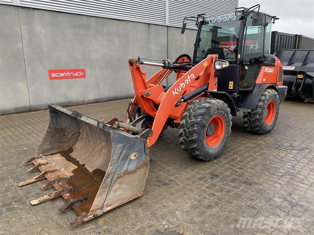 Kubota R082 Cargadoras multifunción