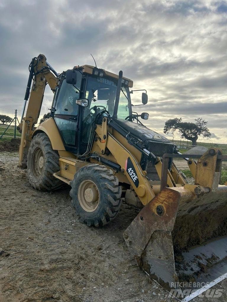 CAT 432 E Retrocargadoras