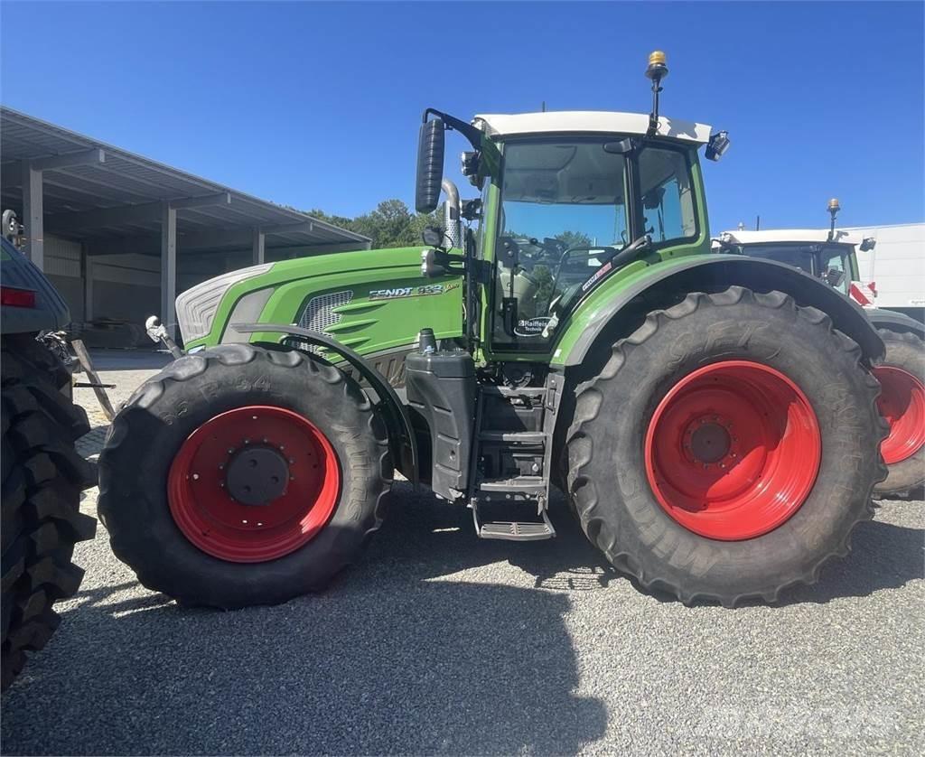 Fendt 933 Vario Tractores