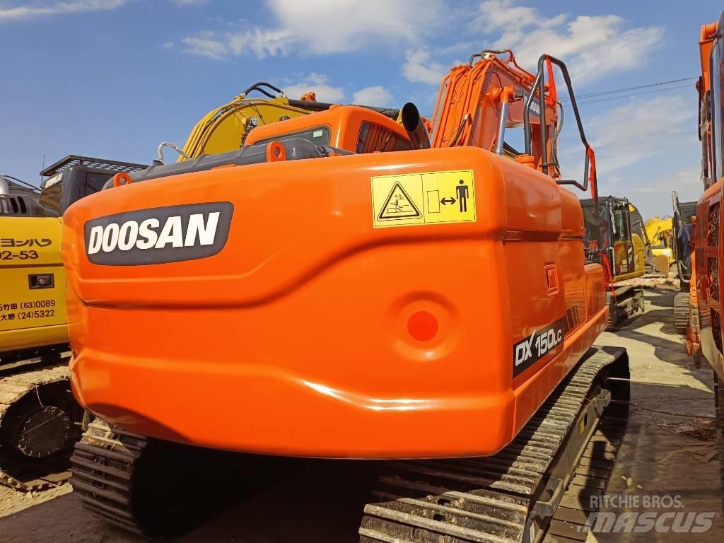 Doosan DX150 LC Excavadoras sobre orugas