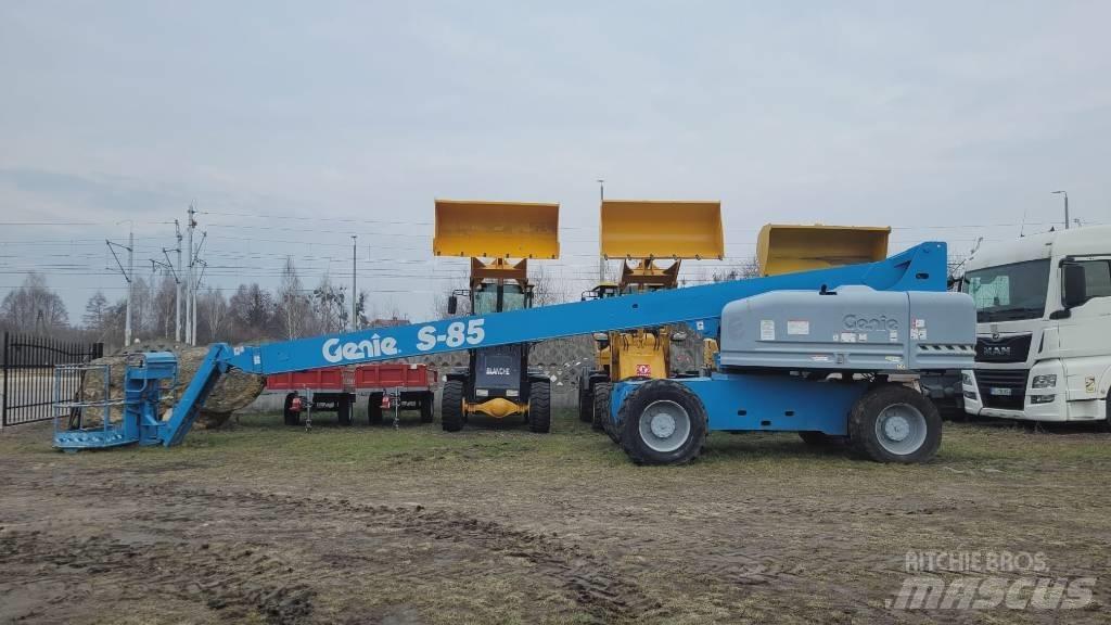 Genie S 85 Plataformas con brazo de elevación telescópico