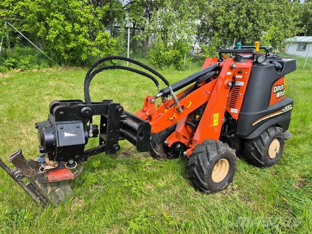Ditch Witch R300 Zanjadoras