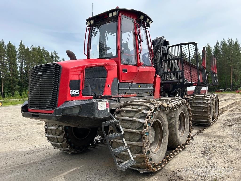 Komatsu 895 Transportadoras