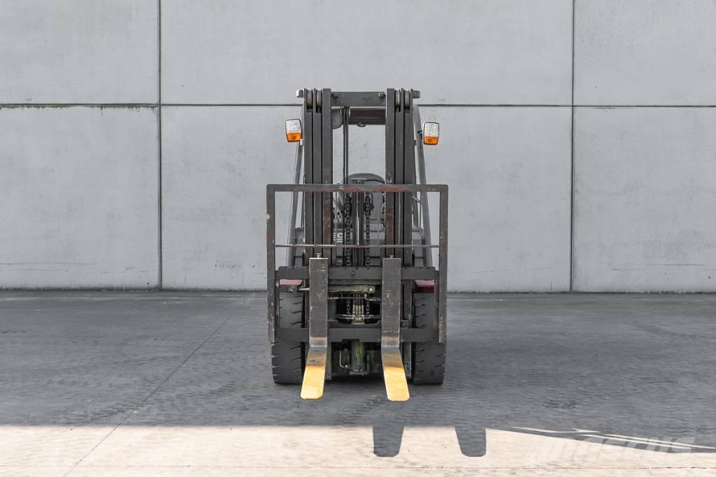 Manitou MI 30 D Camiones diesel