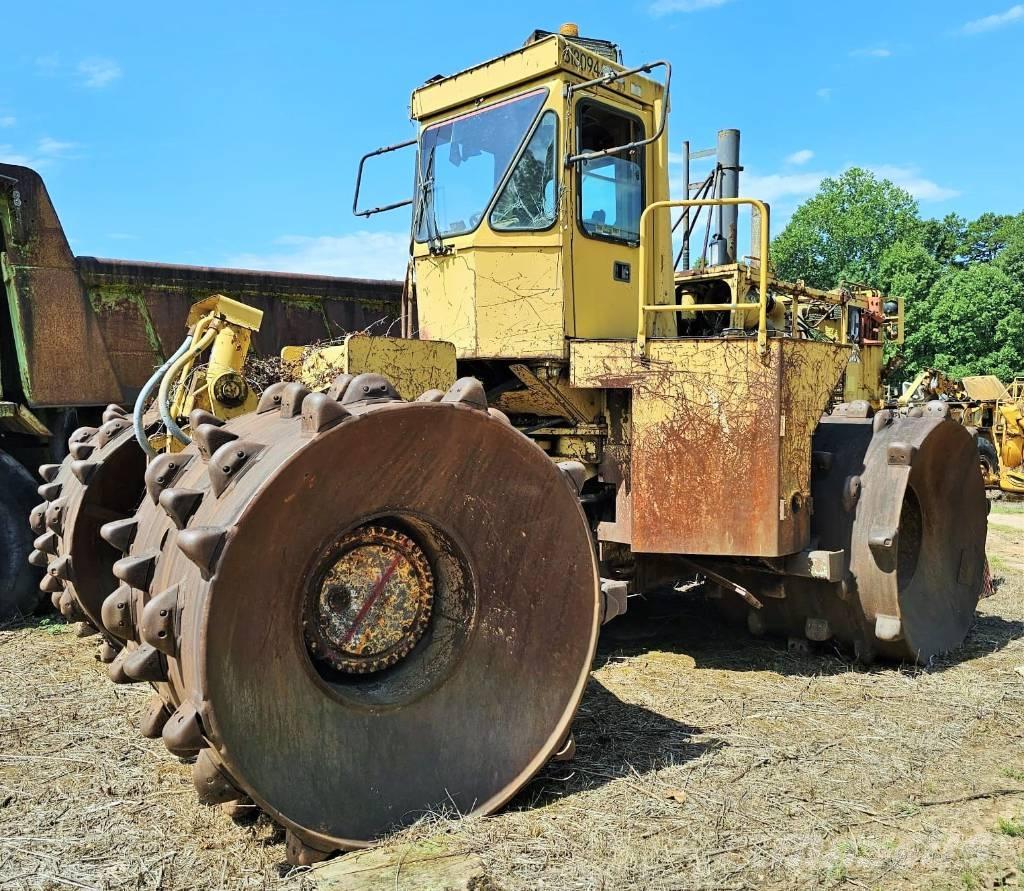 CAT 826 B Compactadoras de suelo