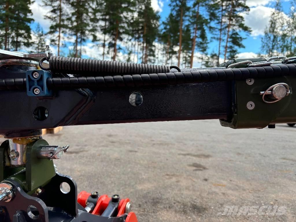 Farma 1000 TM Grúas y cargadoras