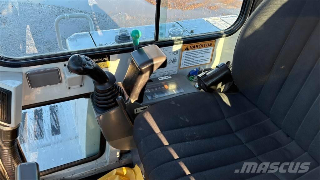 Takeuchi TB 145 Miniexcavadoras