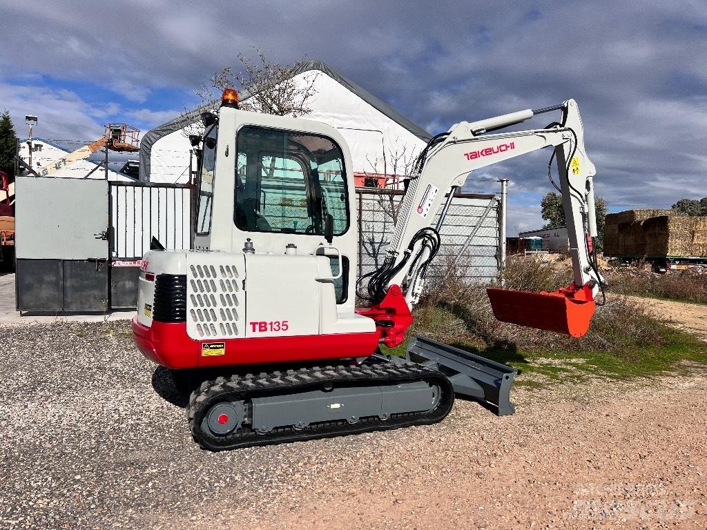 Takeuchi TB 135 Miniexcavadoras