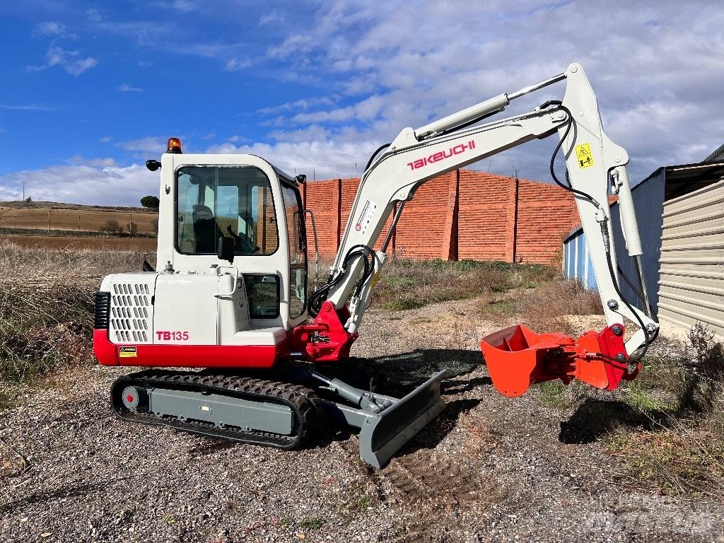 Takeuchi TB 135 Miniexcavadoras