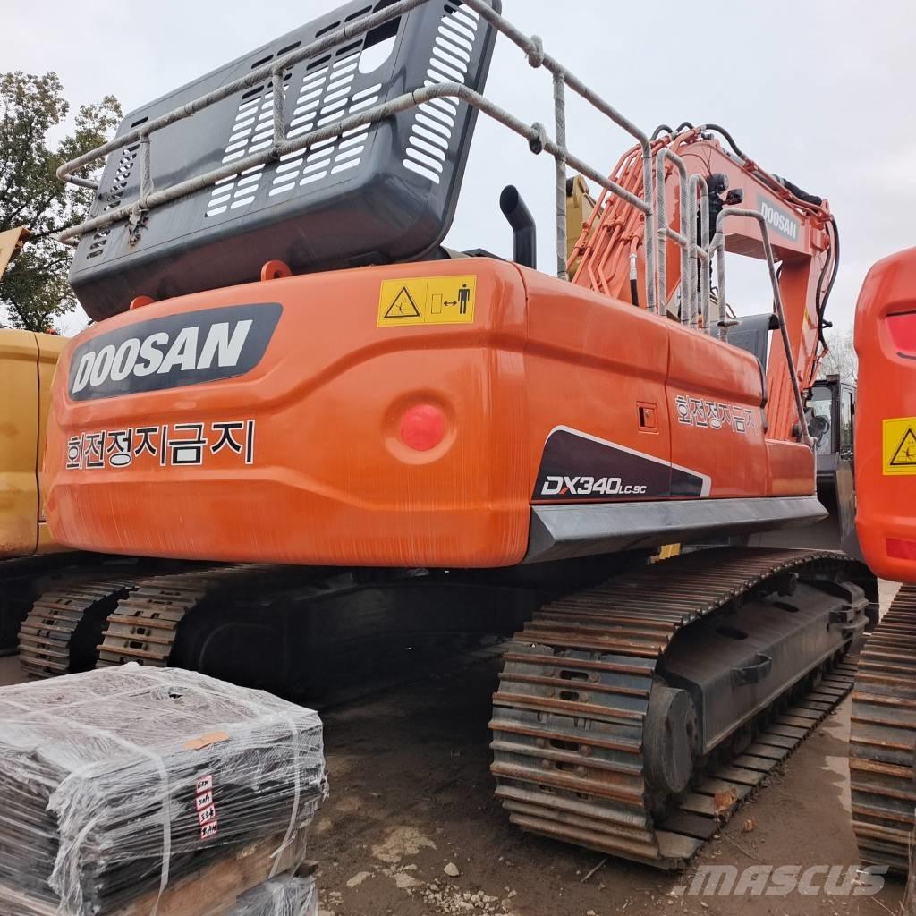 Doosan DX 300 LC Excavadoras sobre orugas