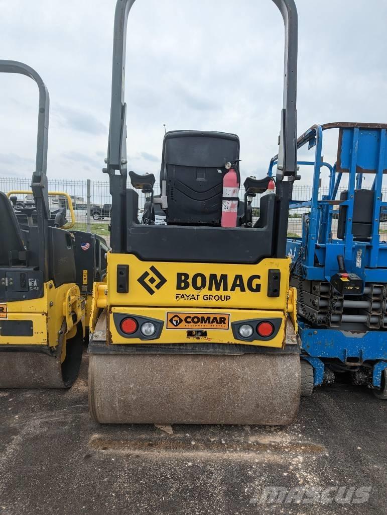 Bomag BW 120 AD-3 Rodillos de doble tambor