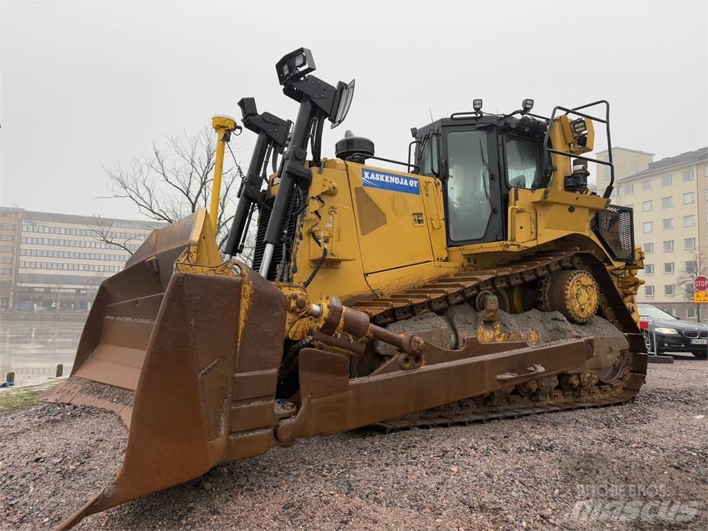 CAT D8T Buldozer sobre oruga