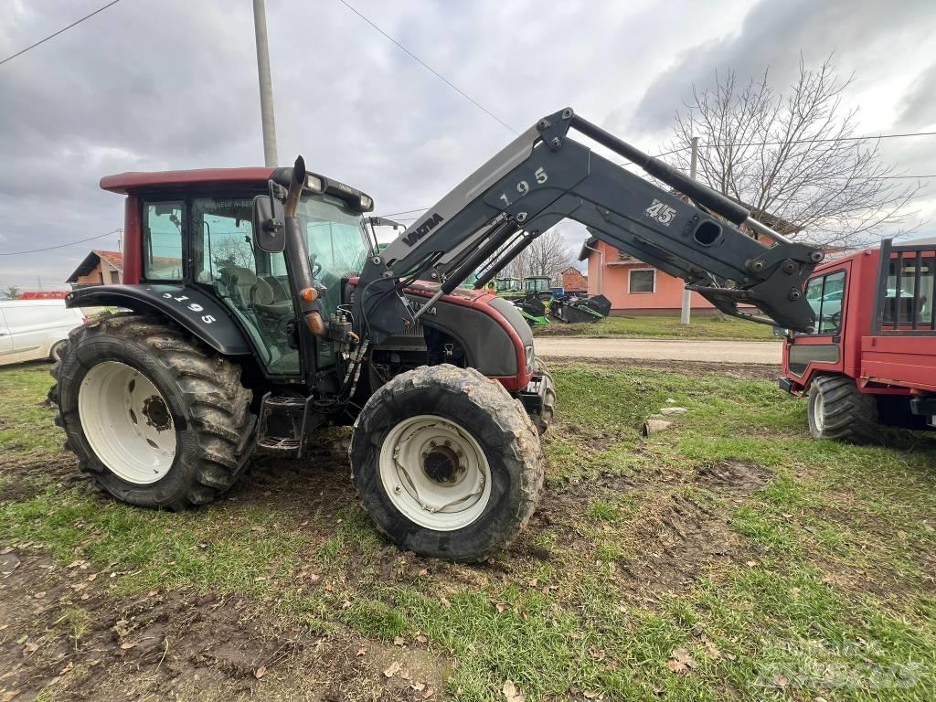 Valtra N 101 Tractores