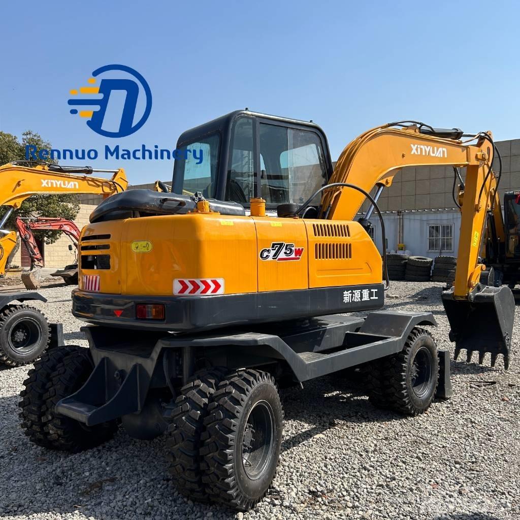 Xinyuan C75W Excavadoras de ruedas