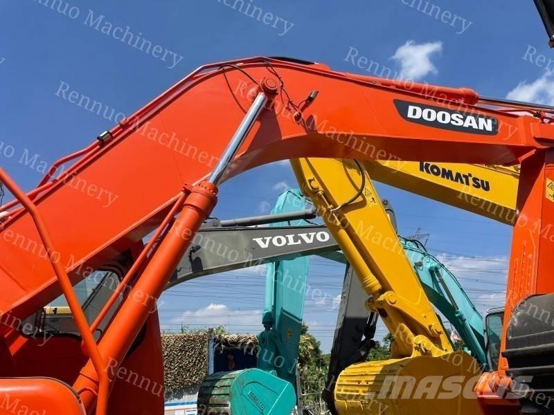 Doosan DH 300 LC-7 Excavadoras sobre orugas
