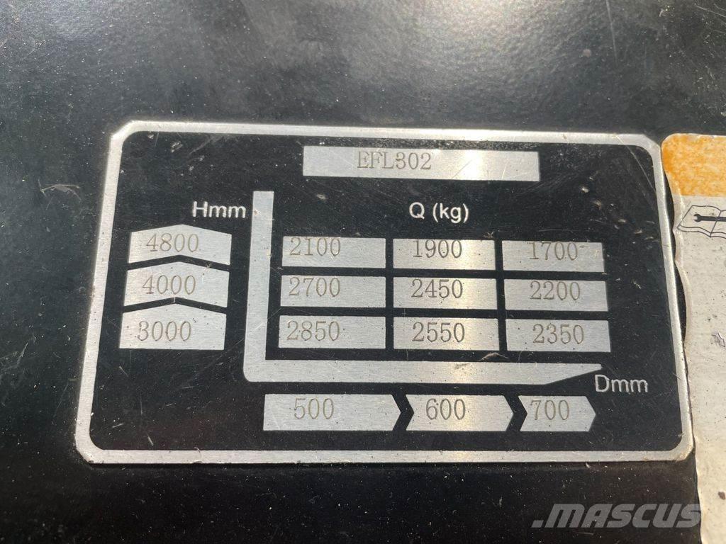 EP EFL 302 Montacargas - otros