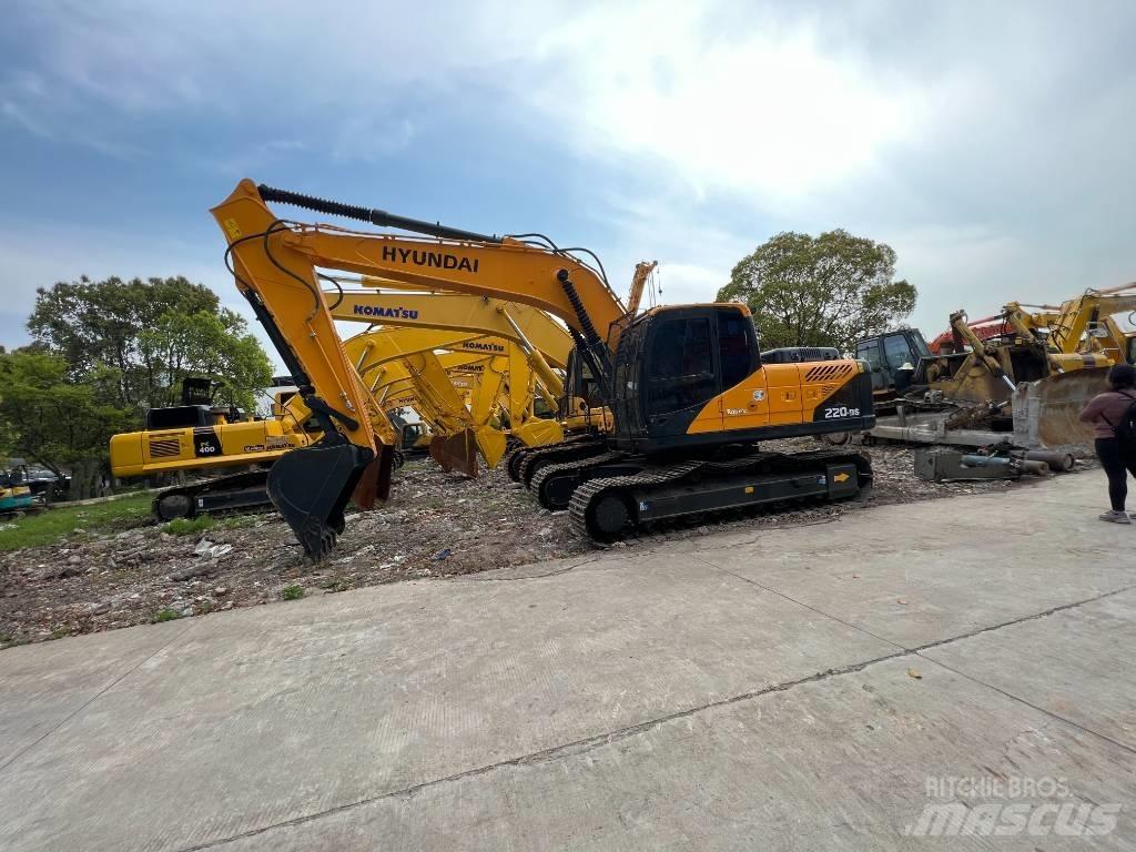 Hyundai 220LC-9S Excavadoras sobre orugas