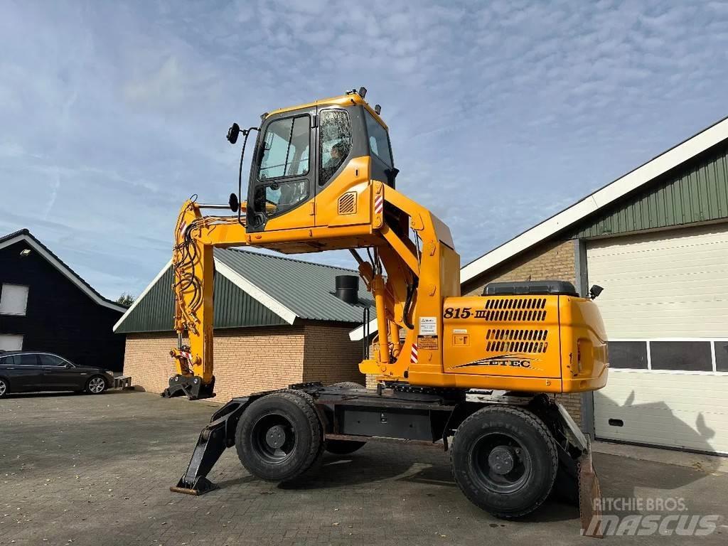 Doosan DX160W Excavadoras de ruedas