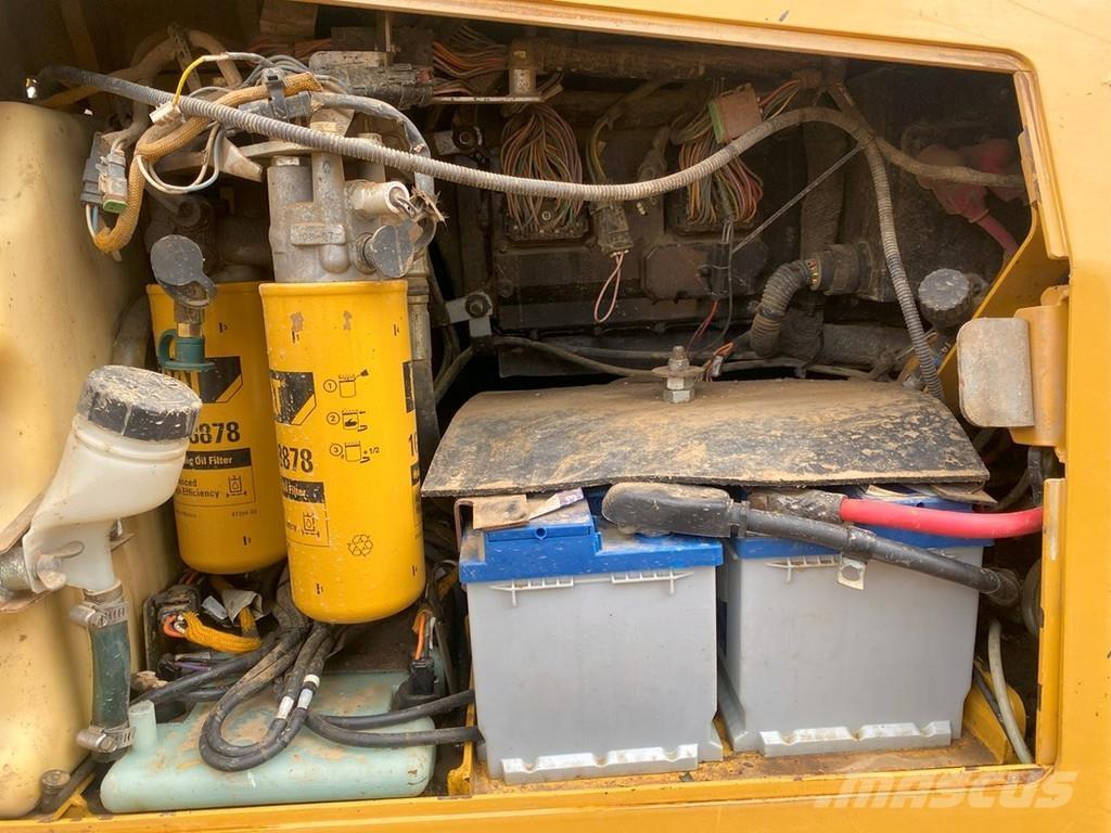 CAT D6 K LGP Buldozer sobre oruga