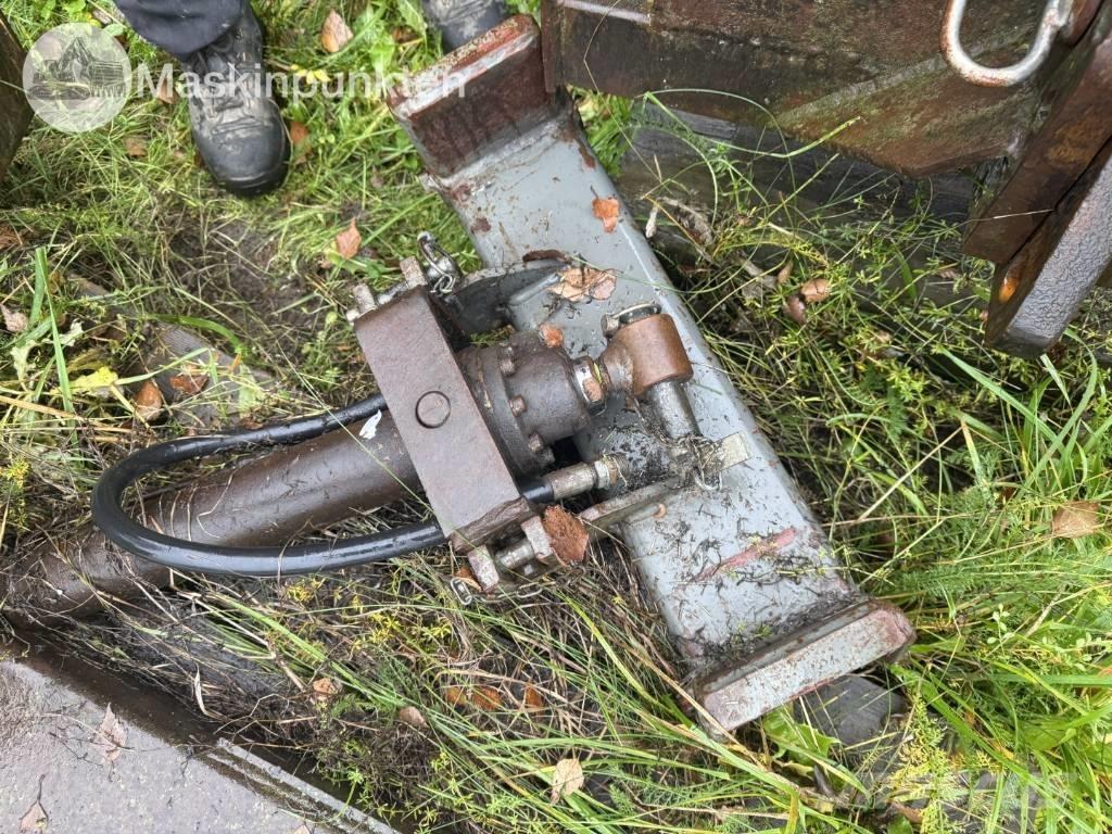 Holms KHT-320 Arados