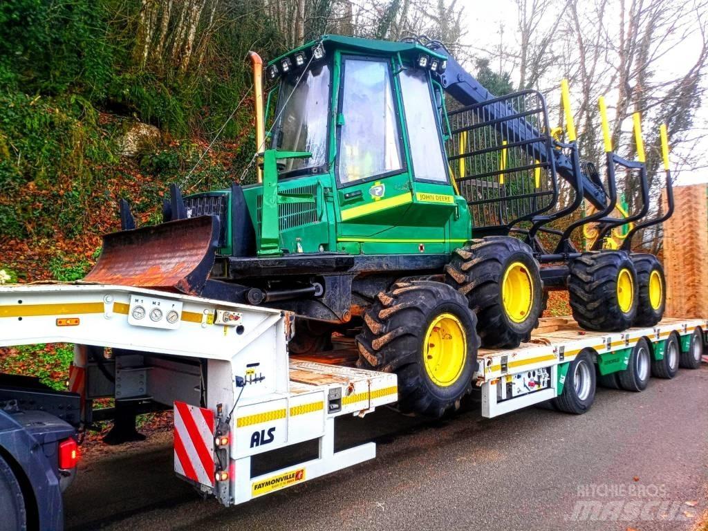 Timberjack 810 Transportadoras