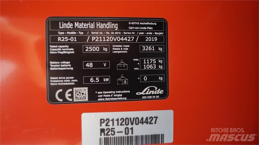 Linde R25 Montacargas de alcance de gran altura