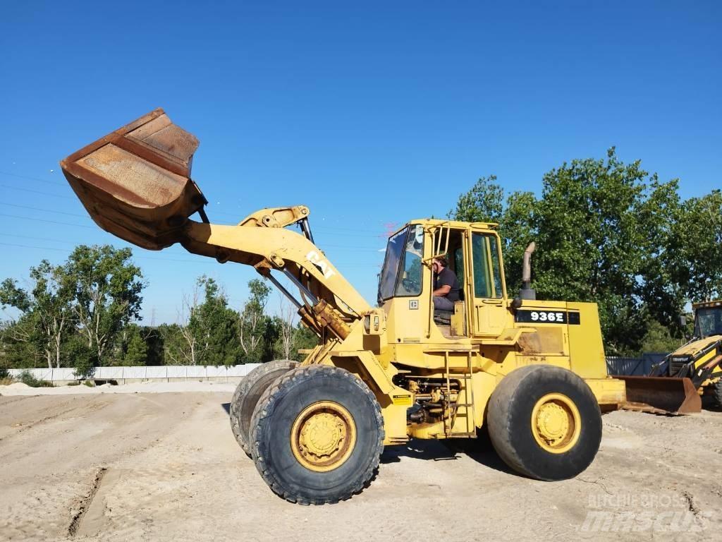 CAT 936 E Cargadoras sobre ruedas