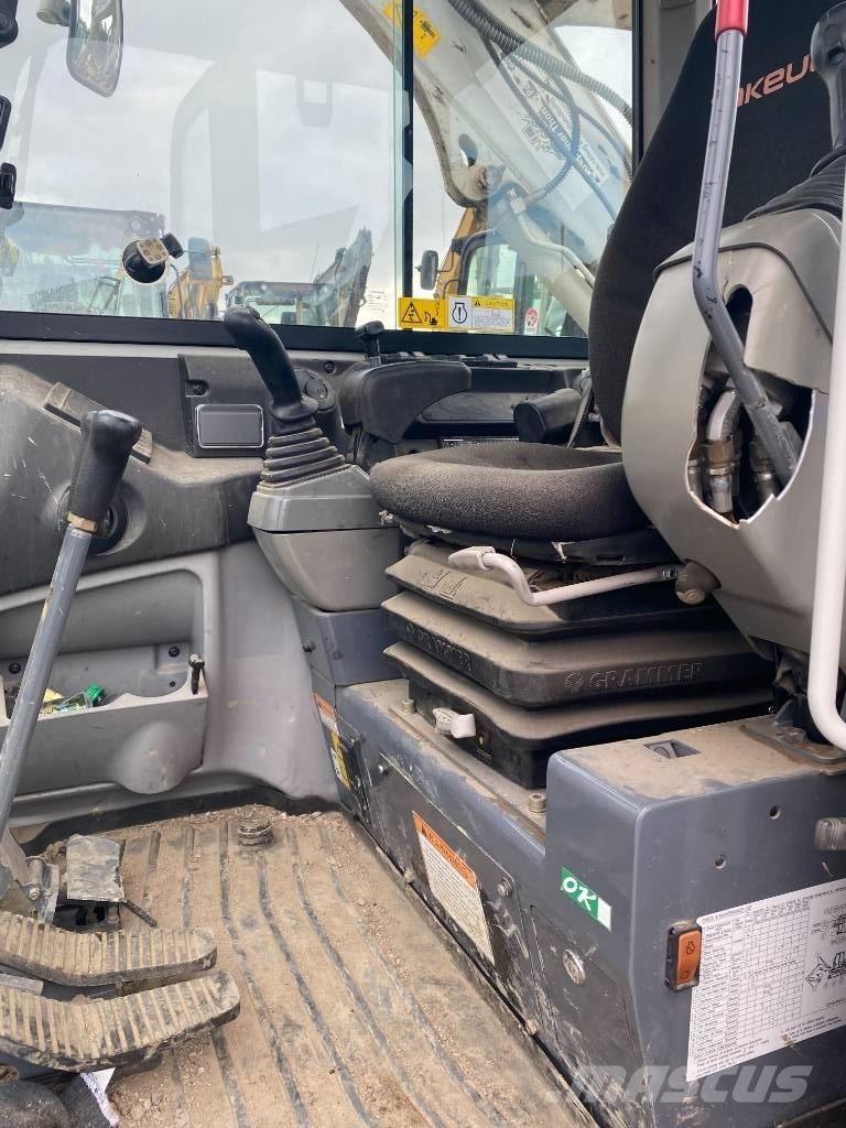 Takeuchi TB 240 Miniexcavadoras