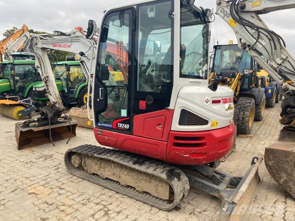 Takeuchi TB 240 Miniexcavadoras