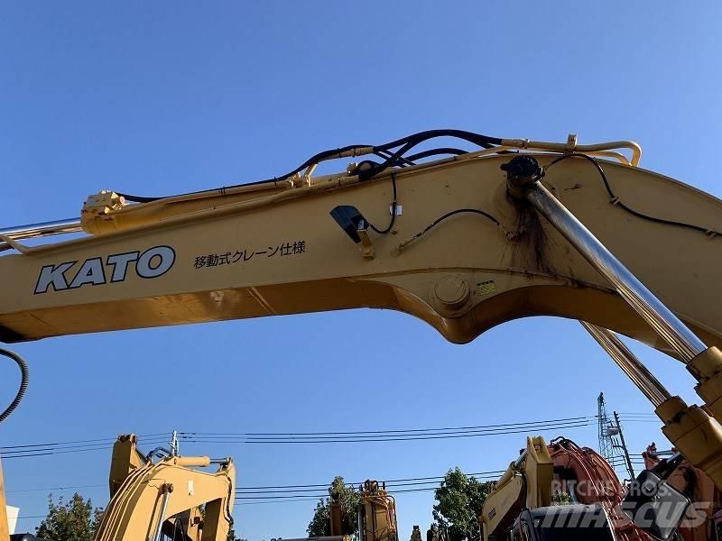 Kato HD513MR-6 Excavadoras sobre orugas