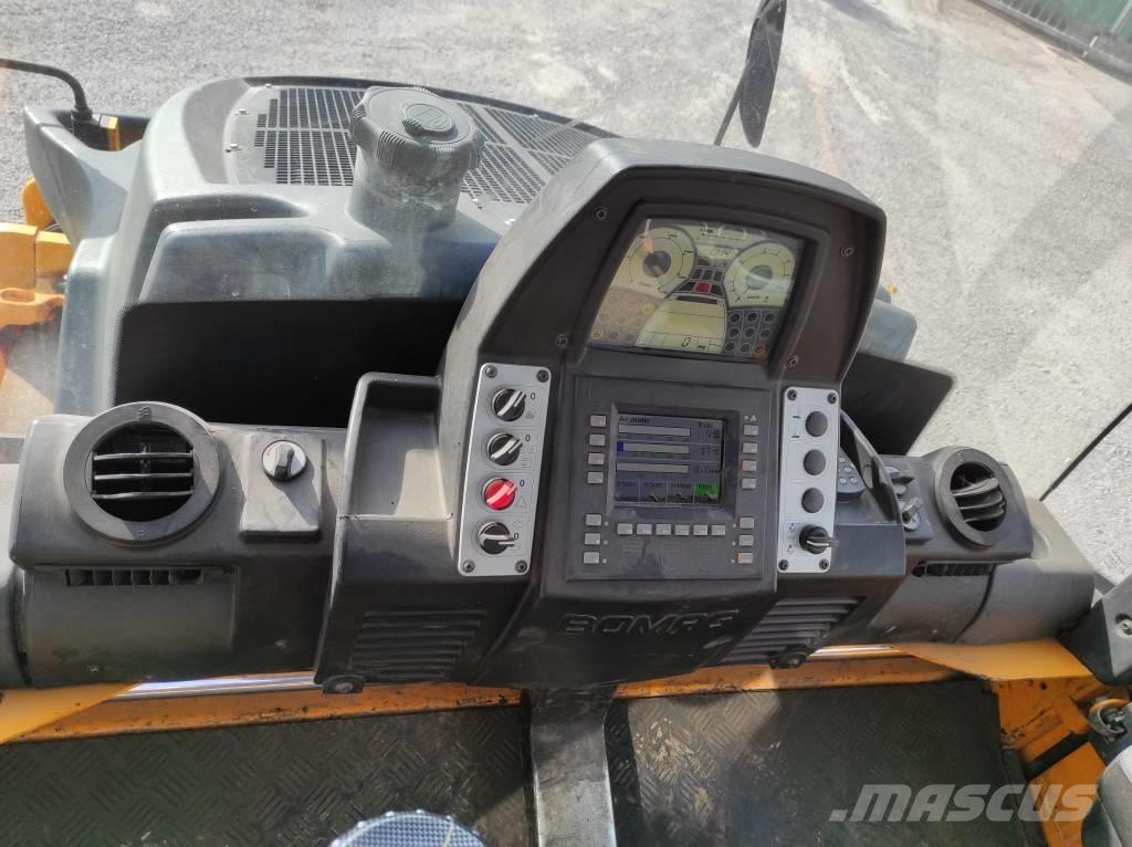 Bomag BW 174 A P Rodillos de doble tambor