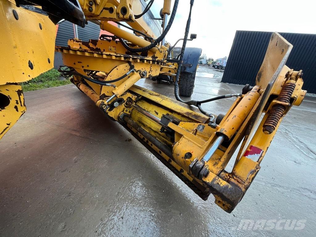 Volvo G 946 Niveladoras