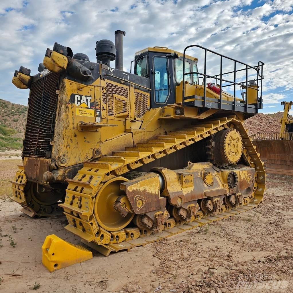 CAT D11R Buldozer sobre oruga