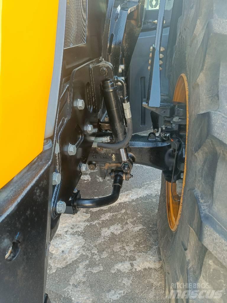 JCB 4220 Tractores