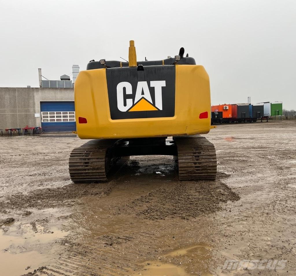 CAT 323 F L Excavadoras sobre orugas