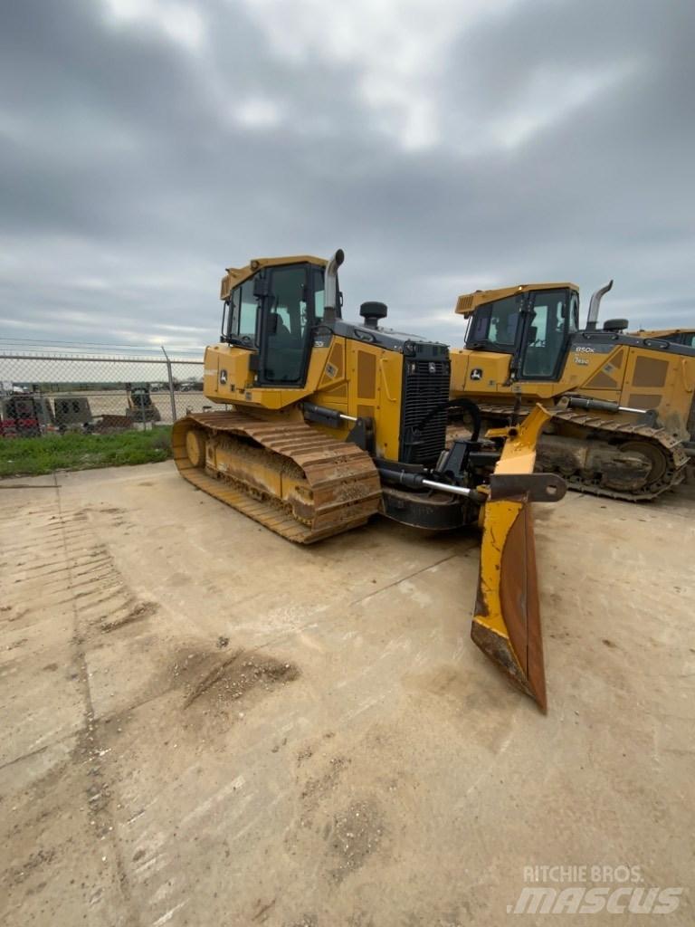 DEERE 750K Buldozer sobre oruga