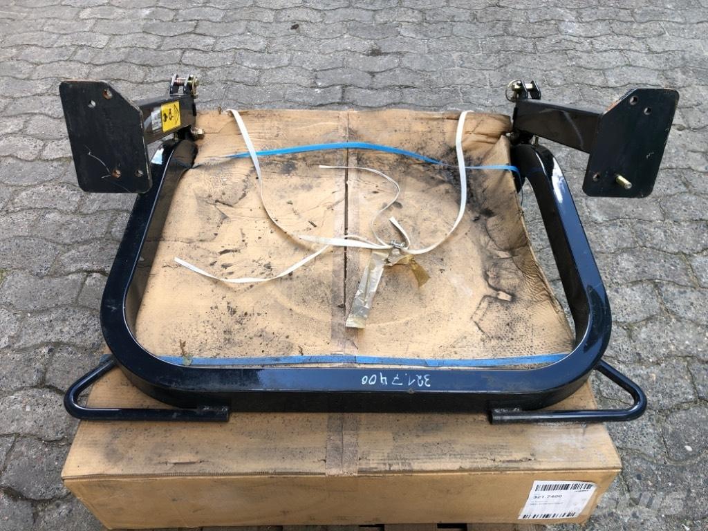 Iseki TH4 Accesorios para tractores compactos