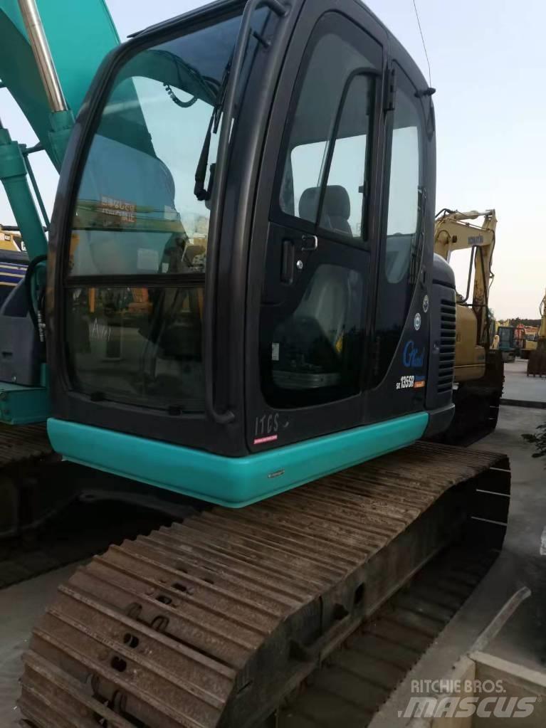 Kobelco SK 135 Excavadoras sobre orugas