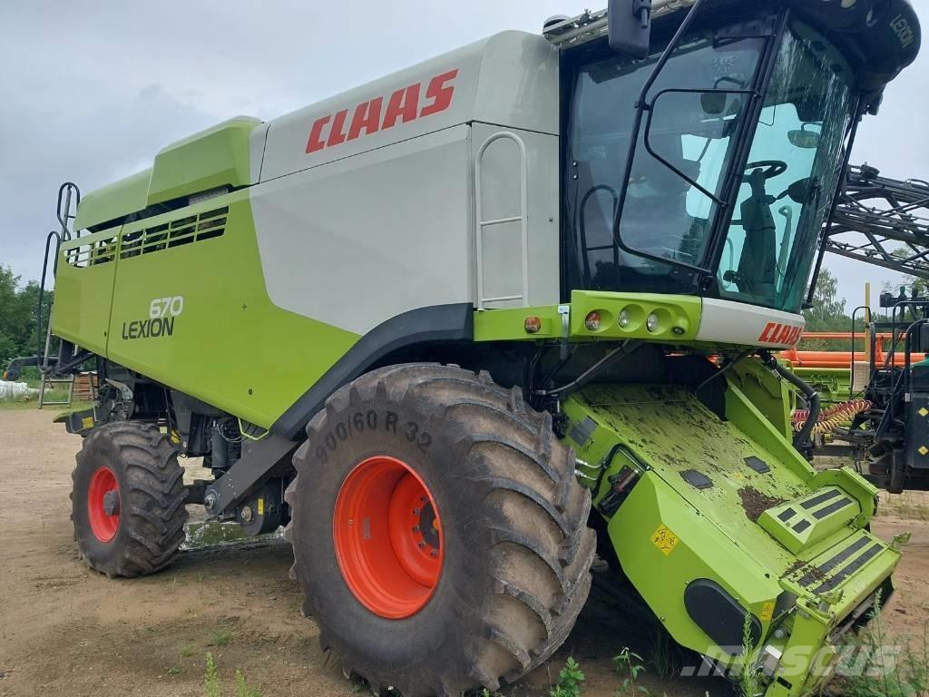 CLAAS Lexion 670 Cosechadoras combinadas