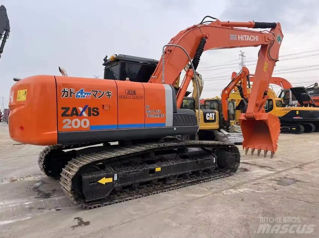 Hitachi ZX 200 Excavadoras sobre orugas