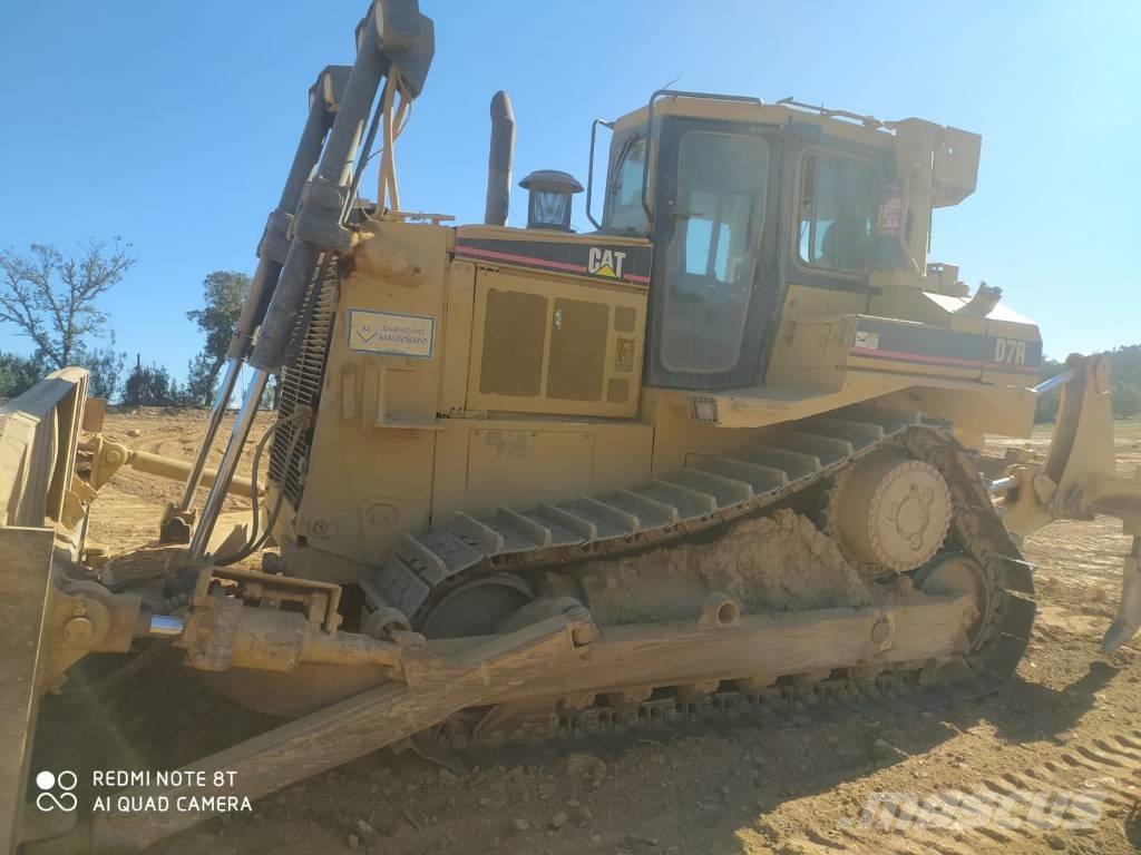 CAT D 7 R II Buldozer sobre oruga