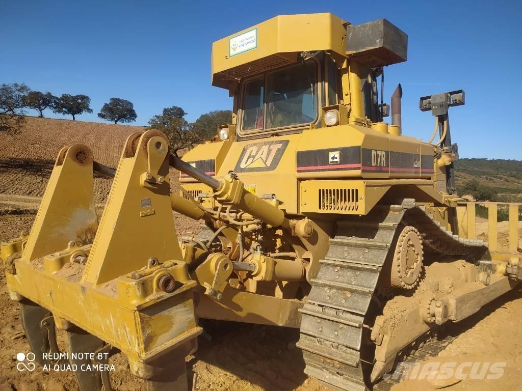 CAT D 7 R II Buldozer sobre oruga