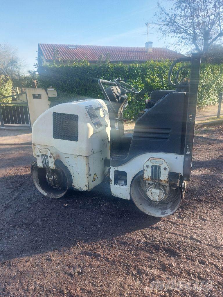 Bobcat BCA16 Pisones compactadores