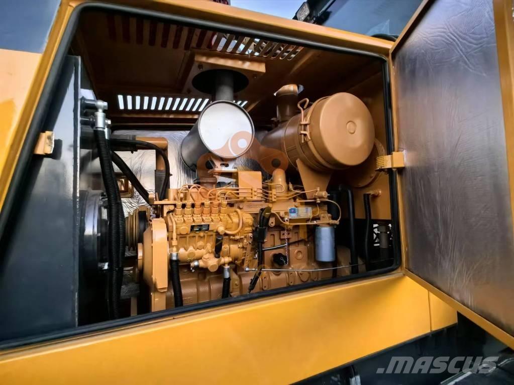 XCMG GR 2153 Niveladoras